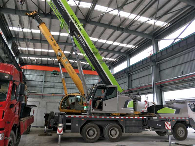 汤旺县高空车出租需要注意哪些安全事项？